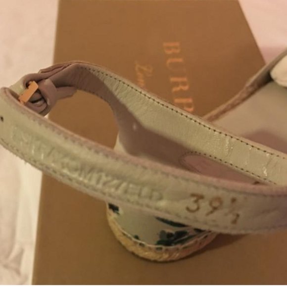 NIB Burberry Floral Abbingdon Espadrilles Flats - Picture 8 of 8